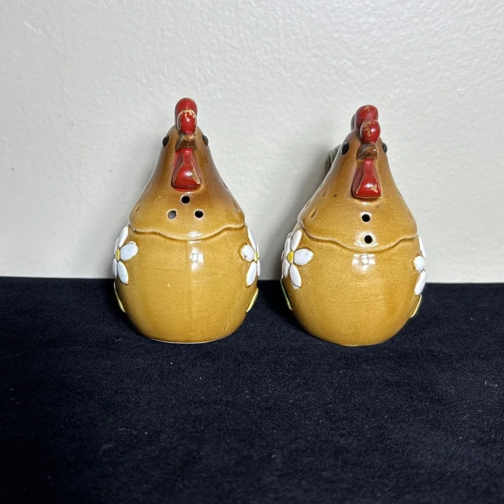 Vintage Norcrest Rooster Salt And Pepper‎ Shakers